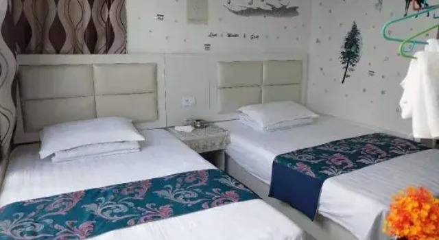Zunyi Tingzhen Inn, Varaa Hotelli Zunyi Guizhou