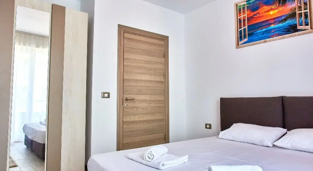 Apartamente Sunny Beach Alezzi cm, Prenota Hotel Mamaia-Sat Constanta