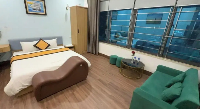 Dream Hotel
