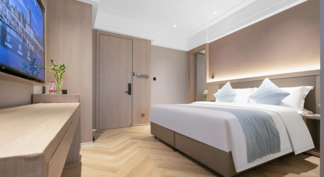 Номер Standard Ramada by Wyndham Wuhan Wangjiawan