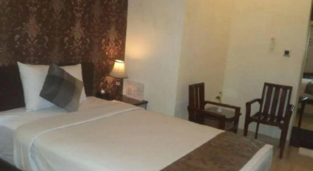 Home Sidarta, Rezervovat Hotel Cakranegara Lombok