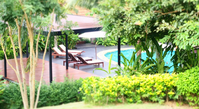 Семейный люкс с 2 комнатами Отель Tropicana Lanta Resort