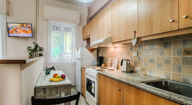 Апартаменты Elegant and renovated flat in Dafni