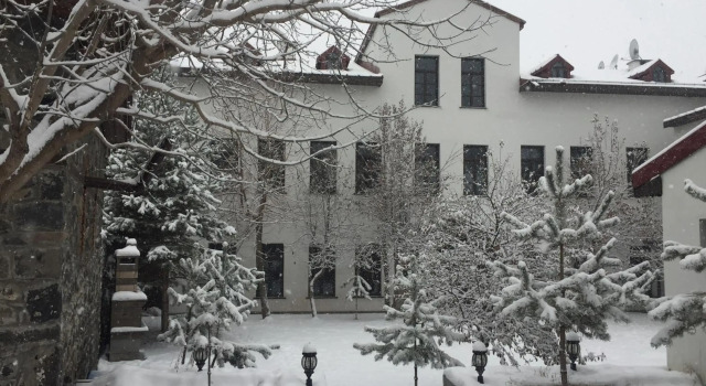 Cheltikov Hotel, Rezerwuj Hotel Kars East Anatolia Region