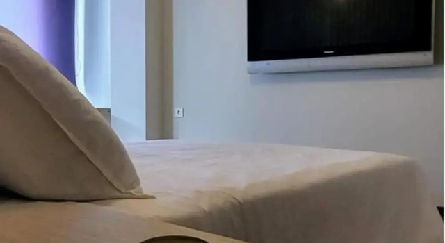 Room-homestay With Private Bathroom