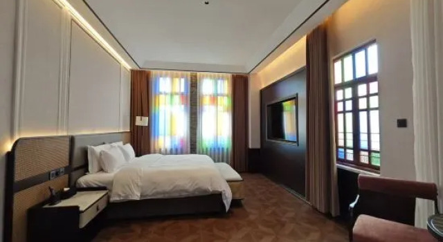 Люкс Premier c 1 комнатой Q.Pavilion Hotel