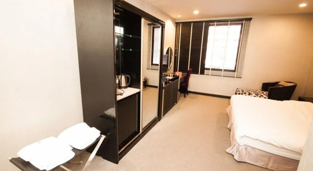 ZEN Premium Sukhumvit 33, Rezervovat Hotel Hotely v Central Thailand s parkováním, Parkování
