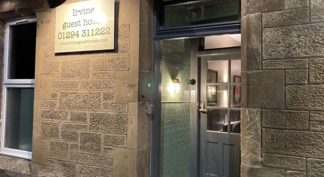Irvine Guest House, Забронировать Гостевой дом Гостевые дома Эрвин, Гостевой дом
