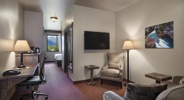 Двухместный люкс Glacier International Lodge