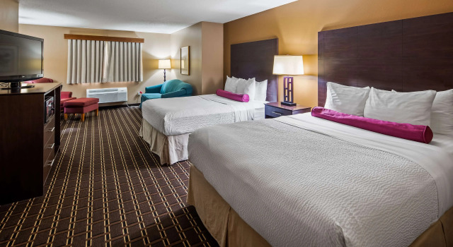 Четырёхместный номер Standard Best Western Dodgeville Inn & Suites