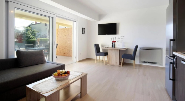 Stunning Apartment in Krk With Wifi and 1 Bedrooms, Забронировать Апартаменты/квартира Отели Крка с парковкой, рядом с Krk Harbour, Парковка