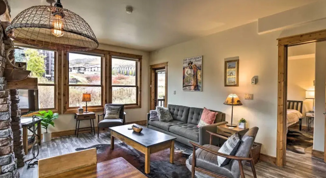 Cozy Crested Butte Condo 50 Yards From Ski Lift!