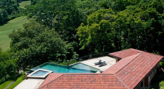 Ocean View Luxury Condo at Reserva Conchal A18, Rezerwuj Hotel Hotele w Cabo Velas z basenem, Basen