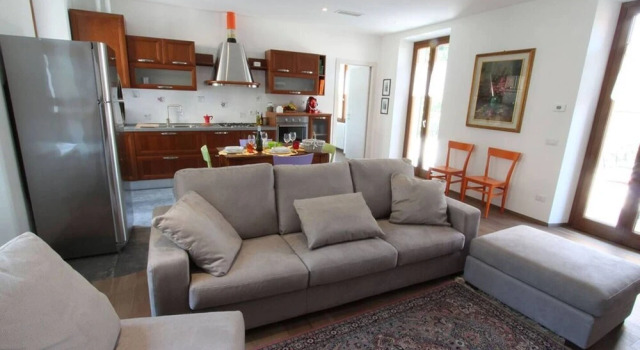 Pitel House Luxury Apartment in Bellagio Center, Prenota Appartamento Hotel a Como con parcheggio, Parcheggio