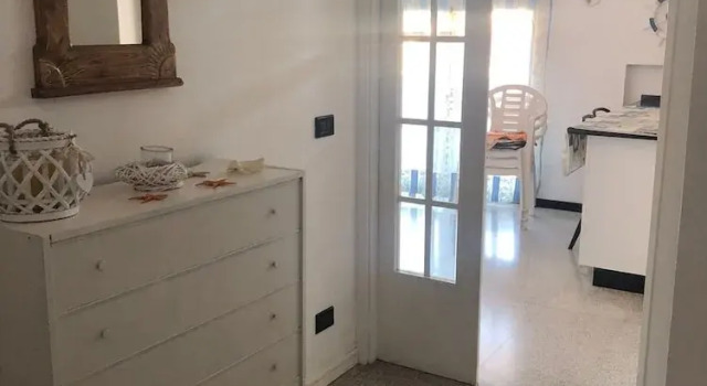 SESTRI MARE 5 AR122 (3 guests)