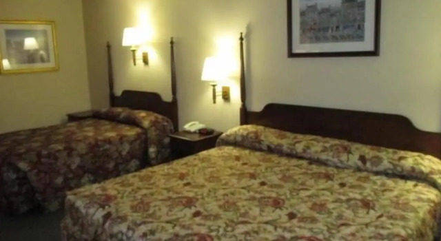 Royal Inn Taylorsville, Varaa Mini-hotelli Taylorsville Mississippi