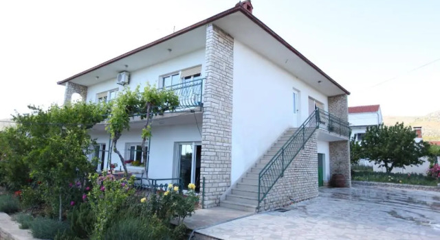 Апартаменты House Marin with 2 Apartments 10m from sea