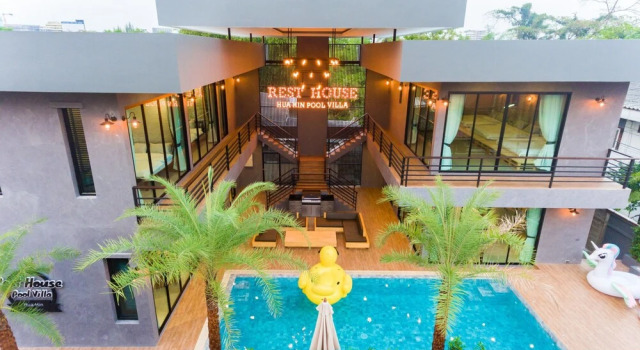 Rest House Hua Hin Pool Villa