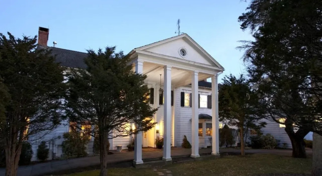 Applegate Inn, Varaa Hotelli Hotellit New England uima-altaalla, Uima-allas