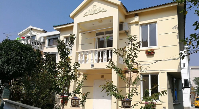 37 Garden Guesthouse Riverside Villa, Book Villa Villas in Suzhou, Villa