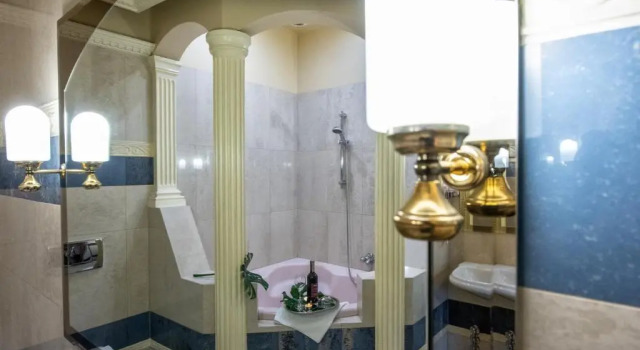 Люкс Classic Hotel Royal