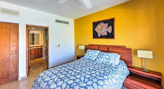 Cabo San Lucas Resort Condo < 2 Mi to Medano Beach, Забронировать Курортный отель Отели Южной Нижней Калифорнии с парковкой, Парковка