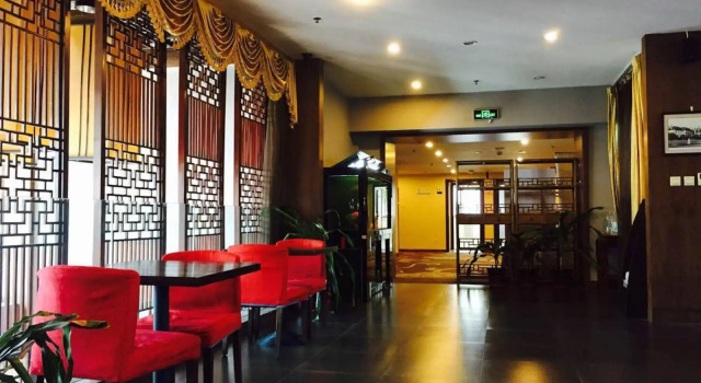 King Parkview Hotel