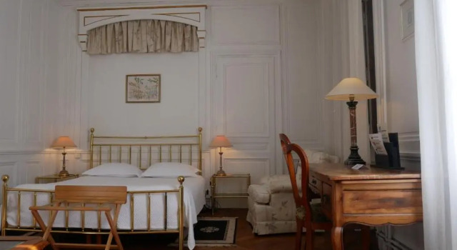 Номер Comfort Hotel Du Parc - Manoir Du Baron Blanc