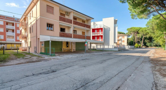 Nice Apartment in Rosolina Mare With 2 Bedrooms and Wifi, Prenota Appartamento Hotel a Veneto con parcheggio, Parcheggio