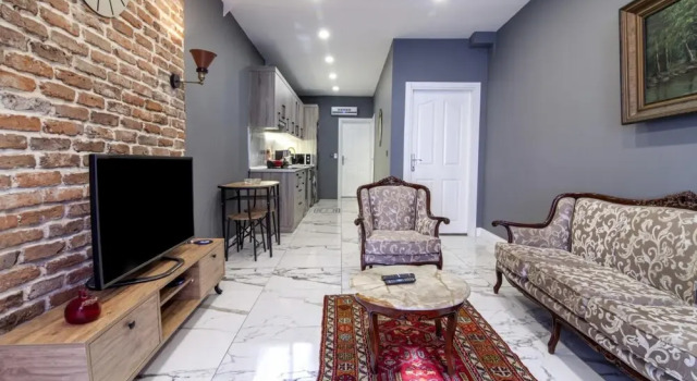 Amazing Flat Near Kennedy Avenue in Fatih, Забронировать Апартаменты/квартира Фатих Стамбул