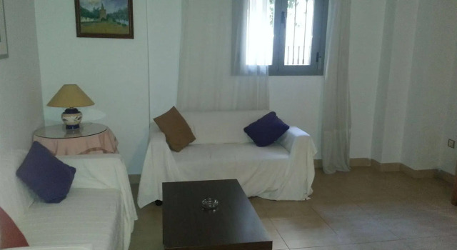 Apartamentos Turísticos La Encarnación