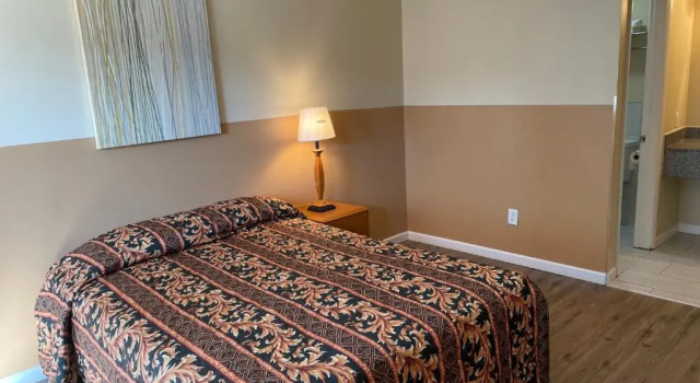 Номер Standard Sea Palace Motel