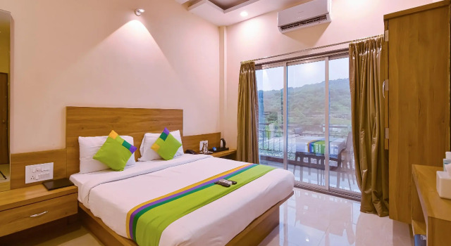 Treebo Winter Town Venna Lake with Swimming Pool, Забронировать Отель Отели штата Махараштры 3 звезды, 3*