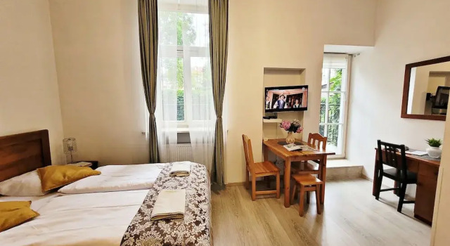 Люкс Classic DReAM Post Aparthotel