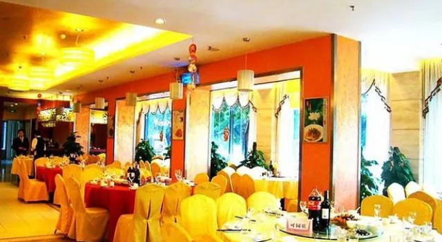 Huanying Living Hotel - Dongguan, Boek Hotel Hotels in Guangdong met parkeren, Parkeren