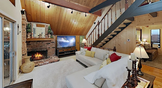 Family-Friendly Cabin W/ Private Hot Tub Home, Book Lejlighed Lake Arrowhead Californien