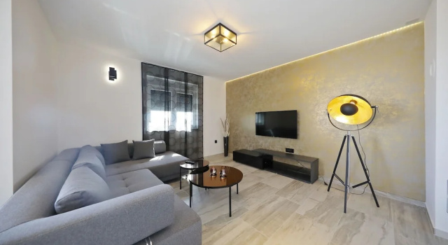 Апартаменты Premium с 2 комнатами с балконом и с видом на город Luxury Majpruz Suites