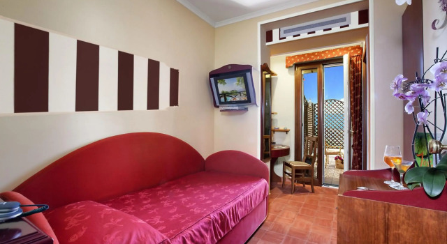 Hotel Prestige, Забронировать Отель Отели Сорренто 4 звезды, 4*