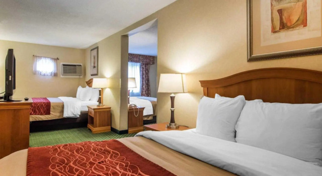 Четырёхместный номер Standard Quality Inn Ashland