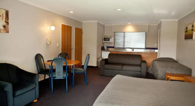 Номер Superior Grove Park Motor Lodge