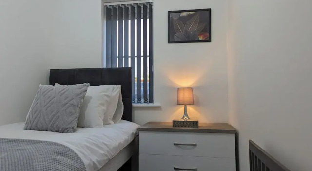 Modern House - 4 Bedrooms - FamilyFriendly, Забронировать Отель Отели Англии 3 звезды, 3*