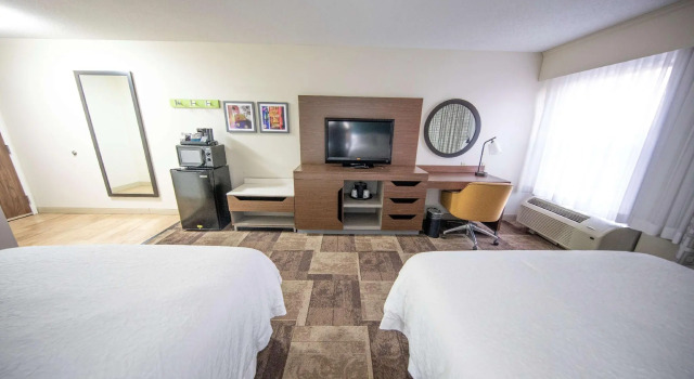 Четырёхместный номер Standard Hampton Inn Hutchinson