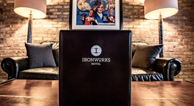 Junior-Suite Ironworks Hotel