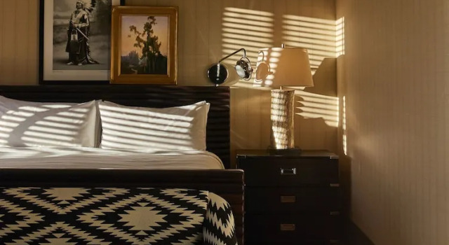 Номер Deluxe Hotel Jerome, Auberge Collection