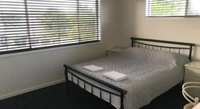 Nerang 66 House, Book Guesthouse Nerang Queensland