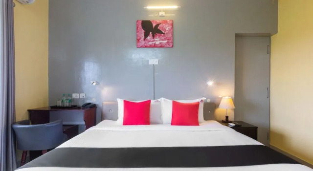 Capital O 38609 Neighbour Inn, Забронировать Отель Отели штата Тамилнада 3 звезды, 3*