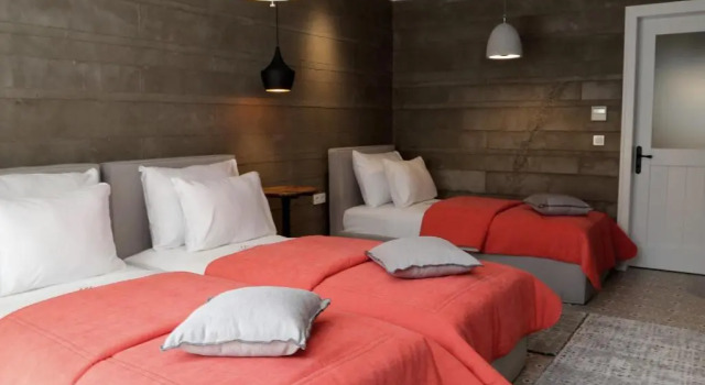 Трёхместный номер Standard с видом на сад Alacatı Port Ladera Hotel