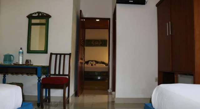 Номер Deluxe с балконом Puri Bunga Beach Cottages
