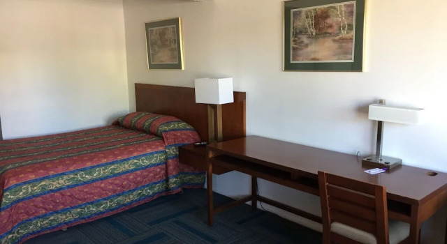 Knights Inn Grand Junction, Забронировать Отель Гранд-Джанкшн Колорадо, рядом с Ботанический сад Западного Колорадо