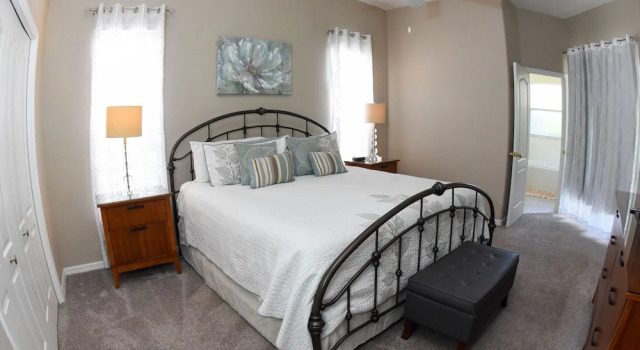 Davenport Vacation Homes by Shine FM
